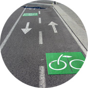 Identification sign in a cycle lane